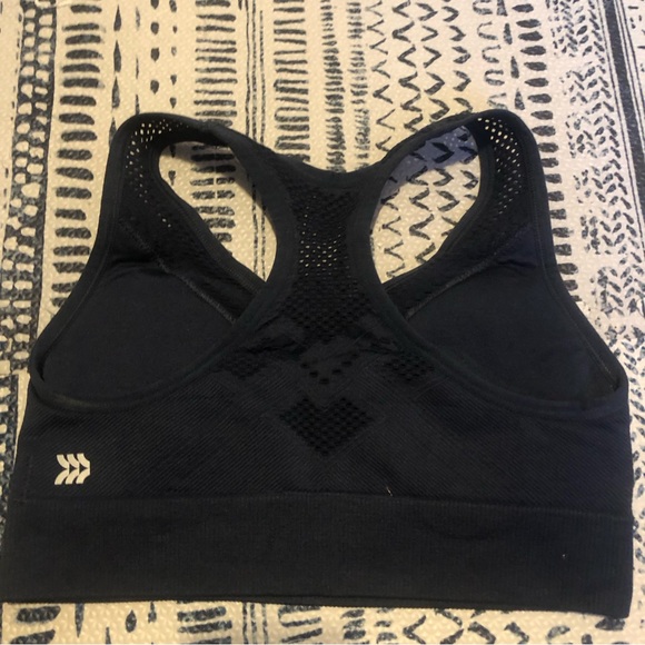❤️All In Motion Navy Blue Perforated Sports Bra Size S - Picture 2 of 3